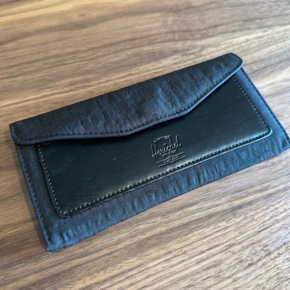 EUC Herschel Supply Company Orion Wallet